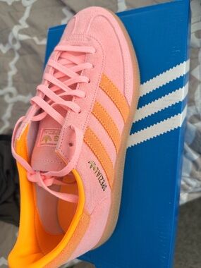 ADIDAS HANDBALL SPEZIALORIGINALS sneaker -new Pink Suede & orange-women’s 9.5